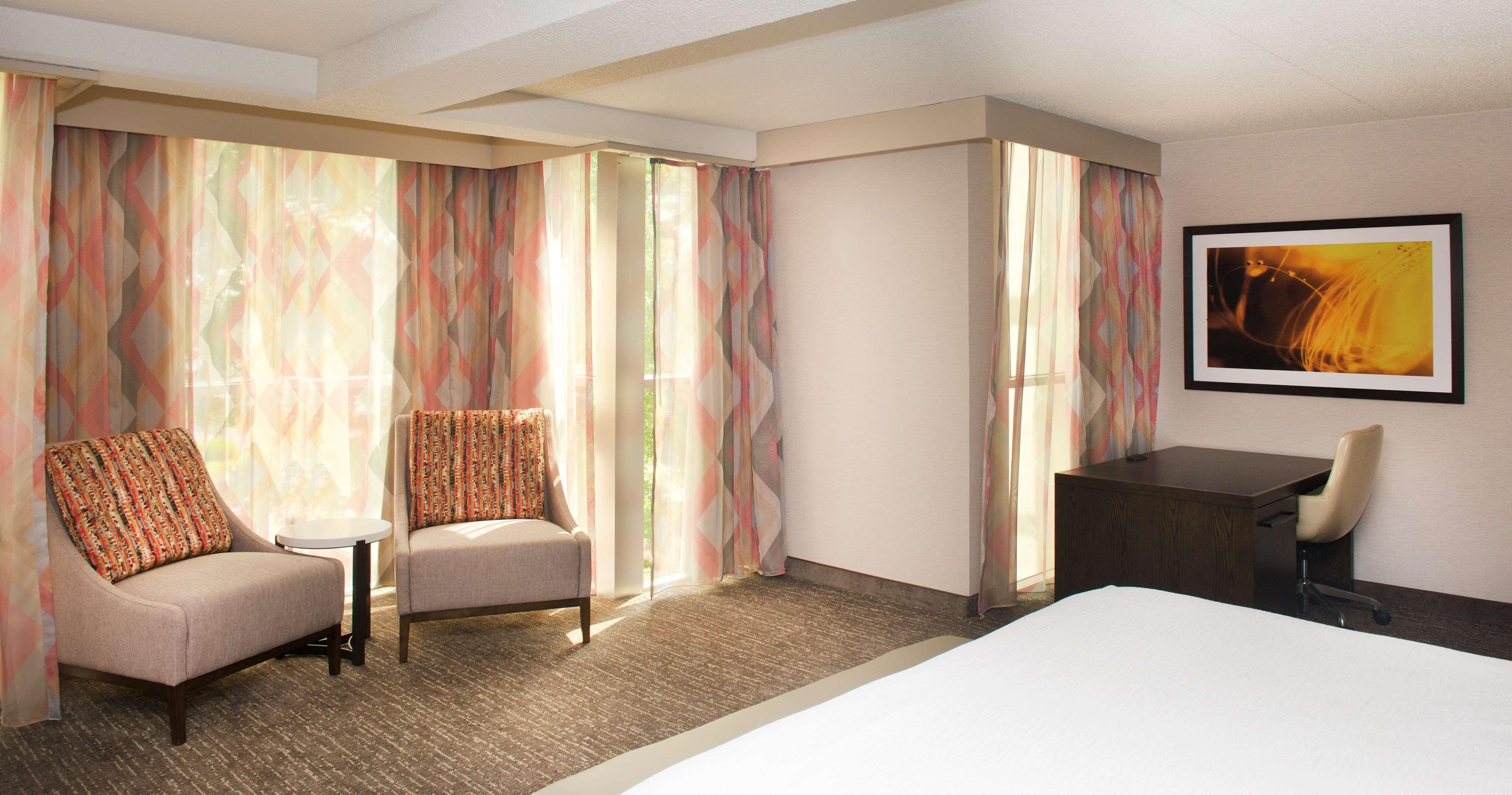 เอ็มบาสซี่สวีท บาย ฮิลตัน ซินซินนาติ นอร์ธอีสต์ บลู แอช Hotel ซินซินแนติ ภายนอก รูปภาพ